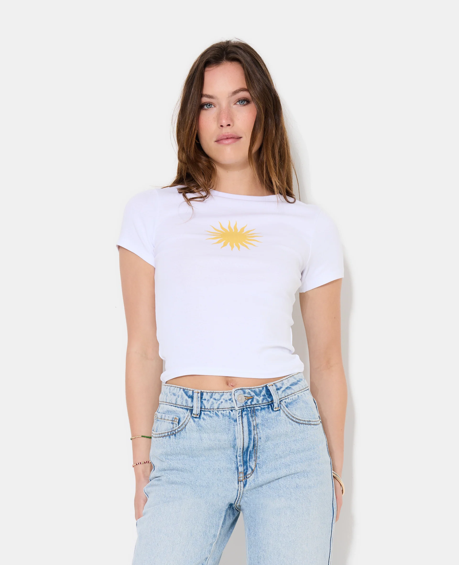 T-shirt ajusté avec soleil - Image 5