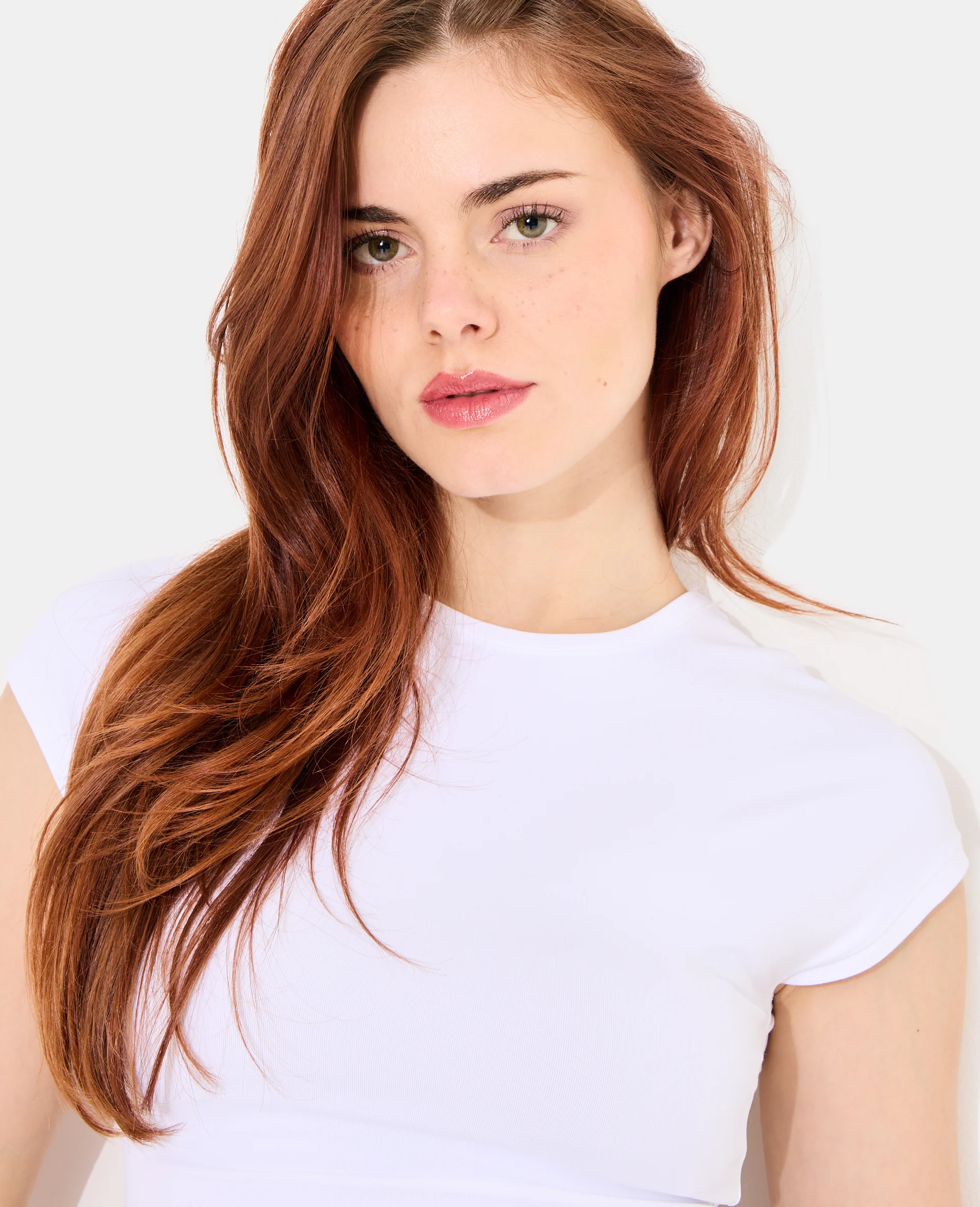 T-shirt asymétrique avec détail bijou - Image 7