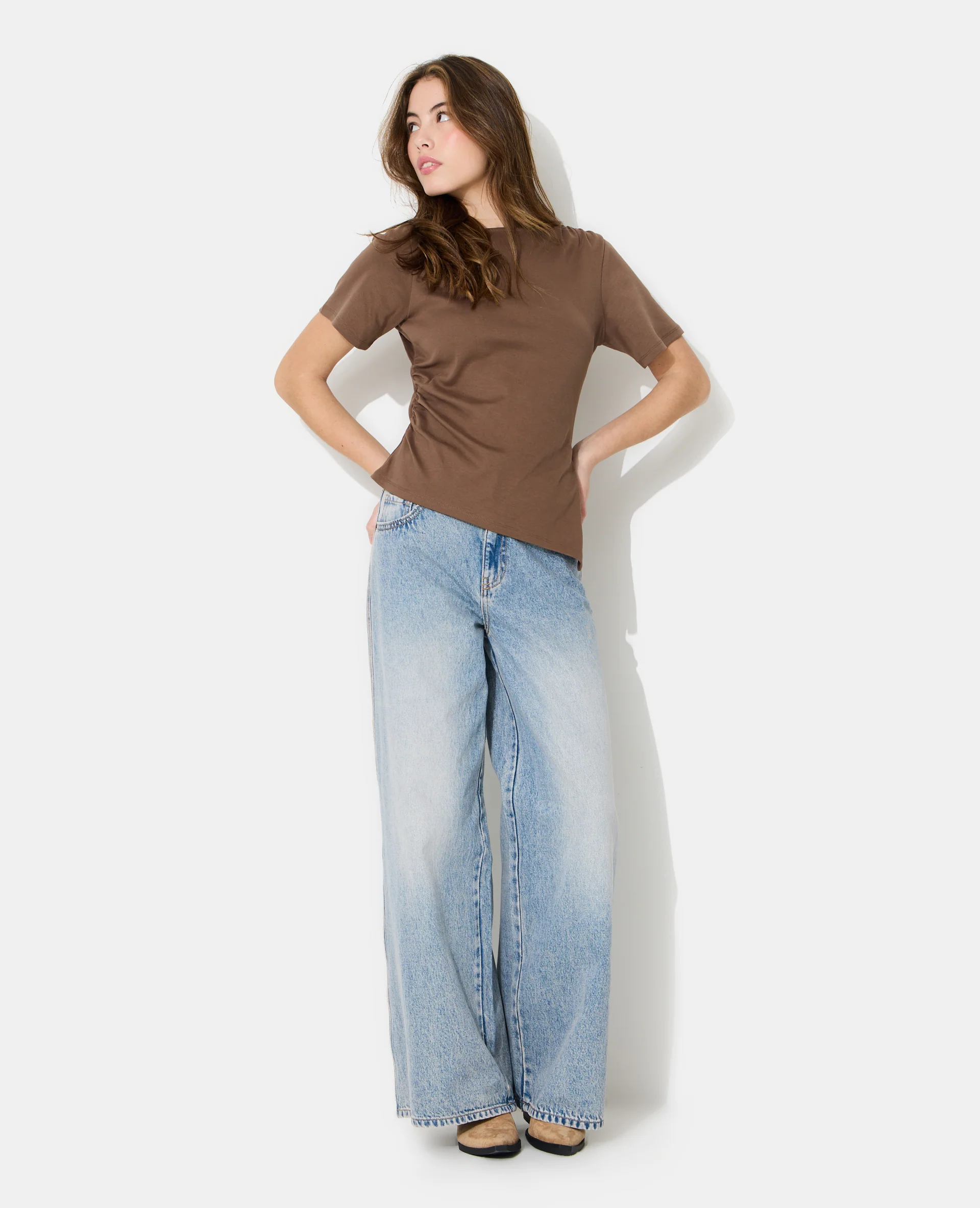 T-shirt asymétrique avec fronces - Image 3