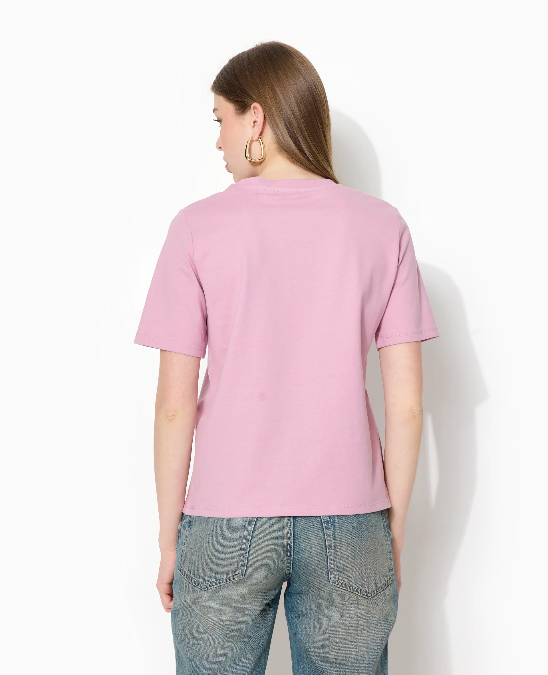 T-shirt avec étiquette cousue devant - Image 6