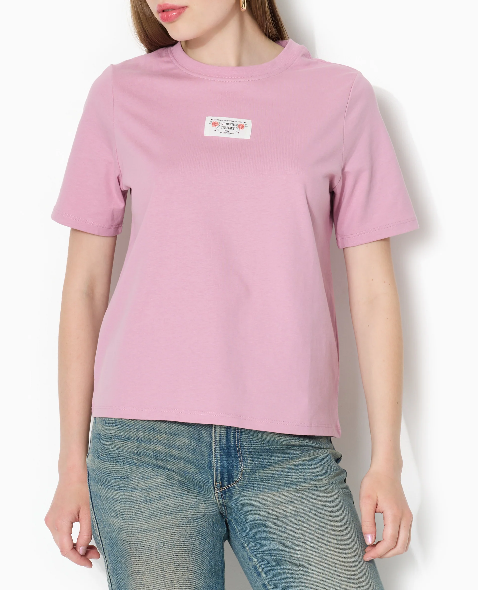 T-shirt avec étiquette cousue devant - Image 7