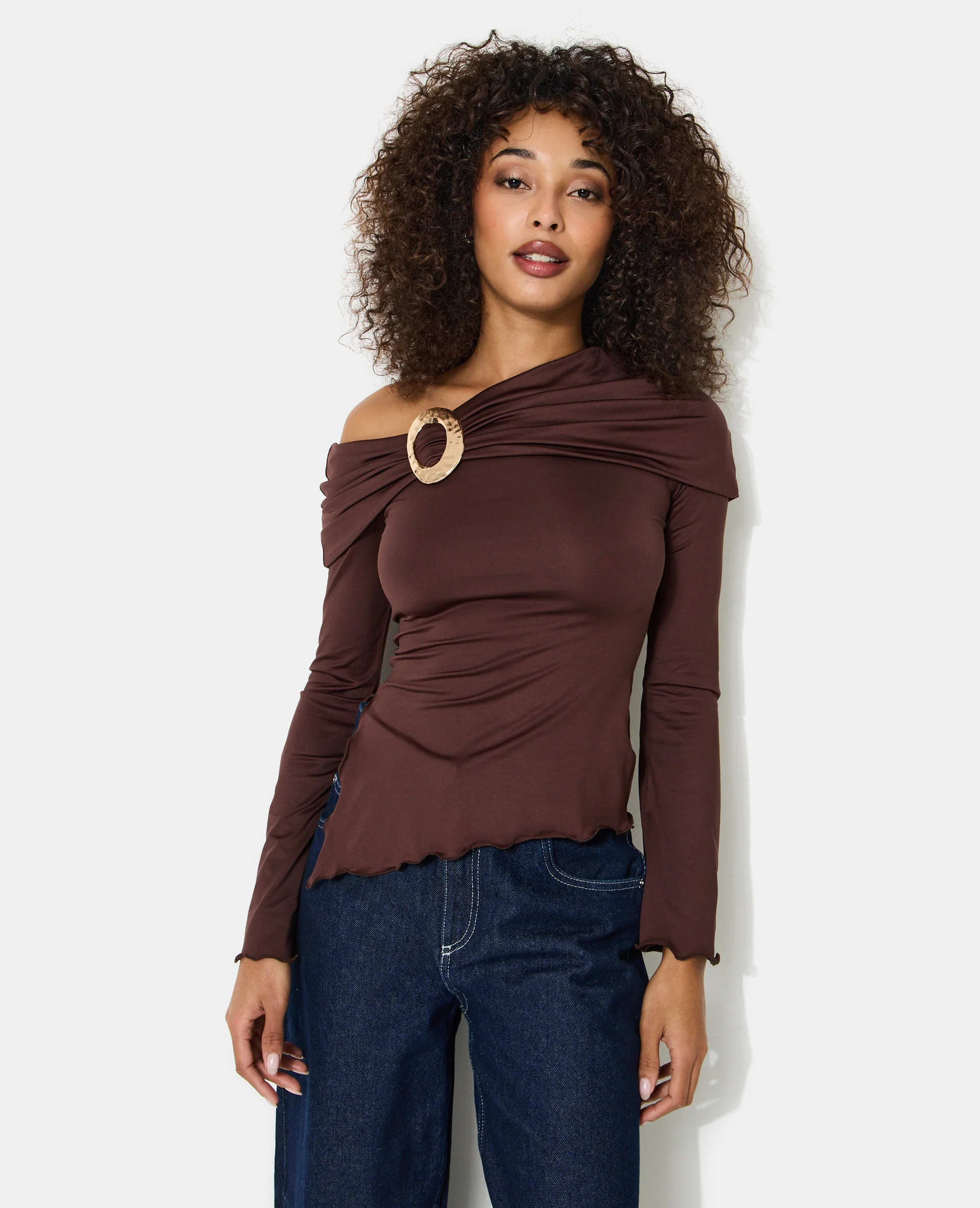 Top asymétrique avec détail bijou - Image 6