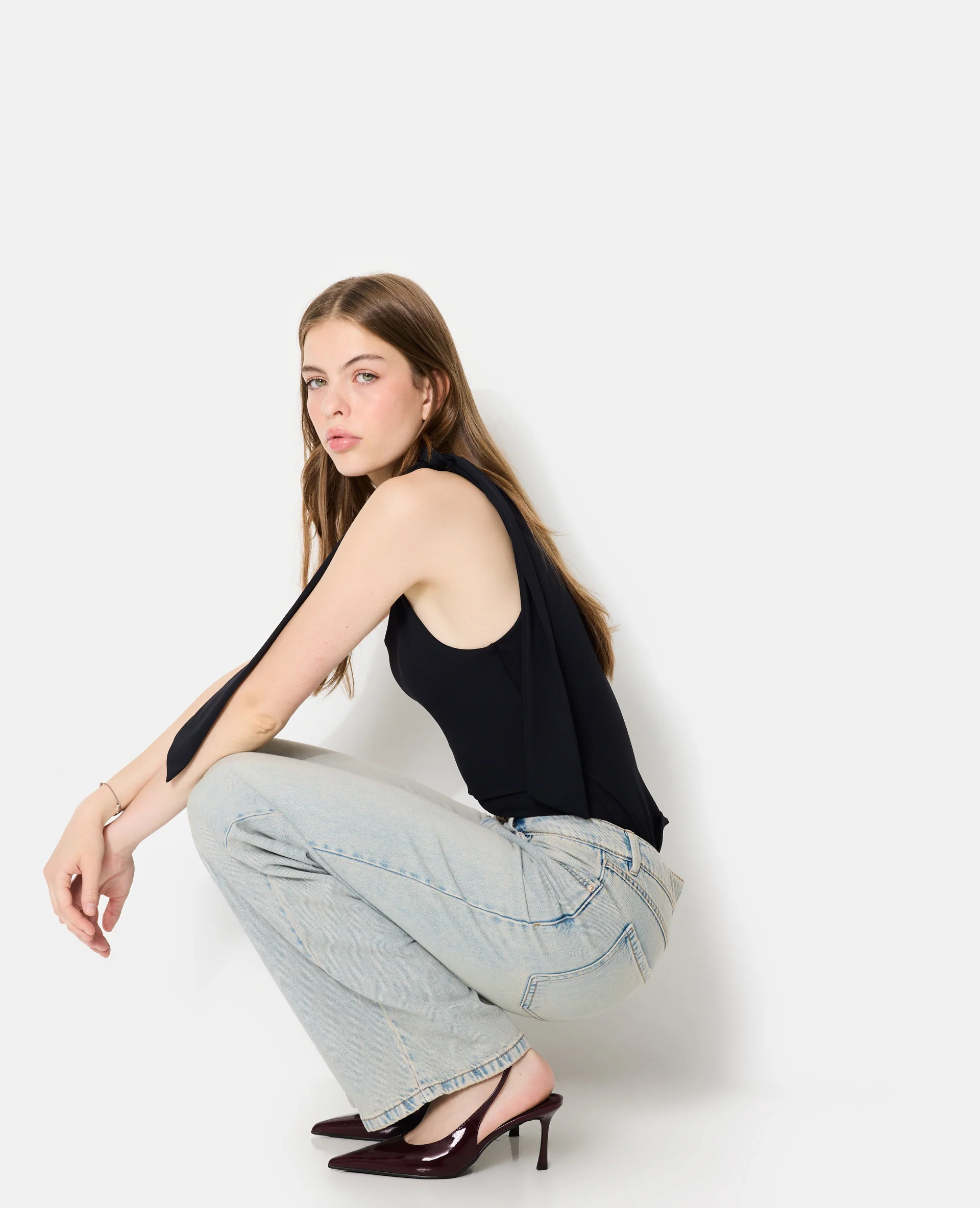 Top asymétrique avec nœud sur épaule - Image 7