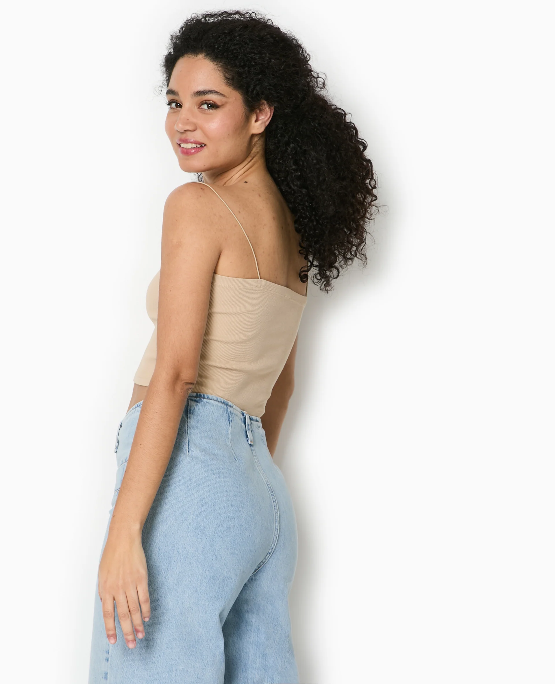 Top bandeau court avec bretelles fines - Image 6