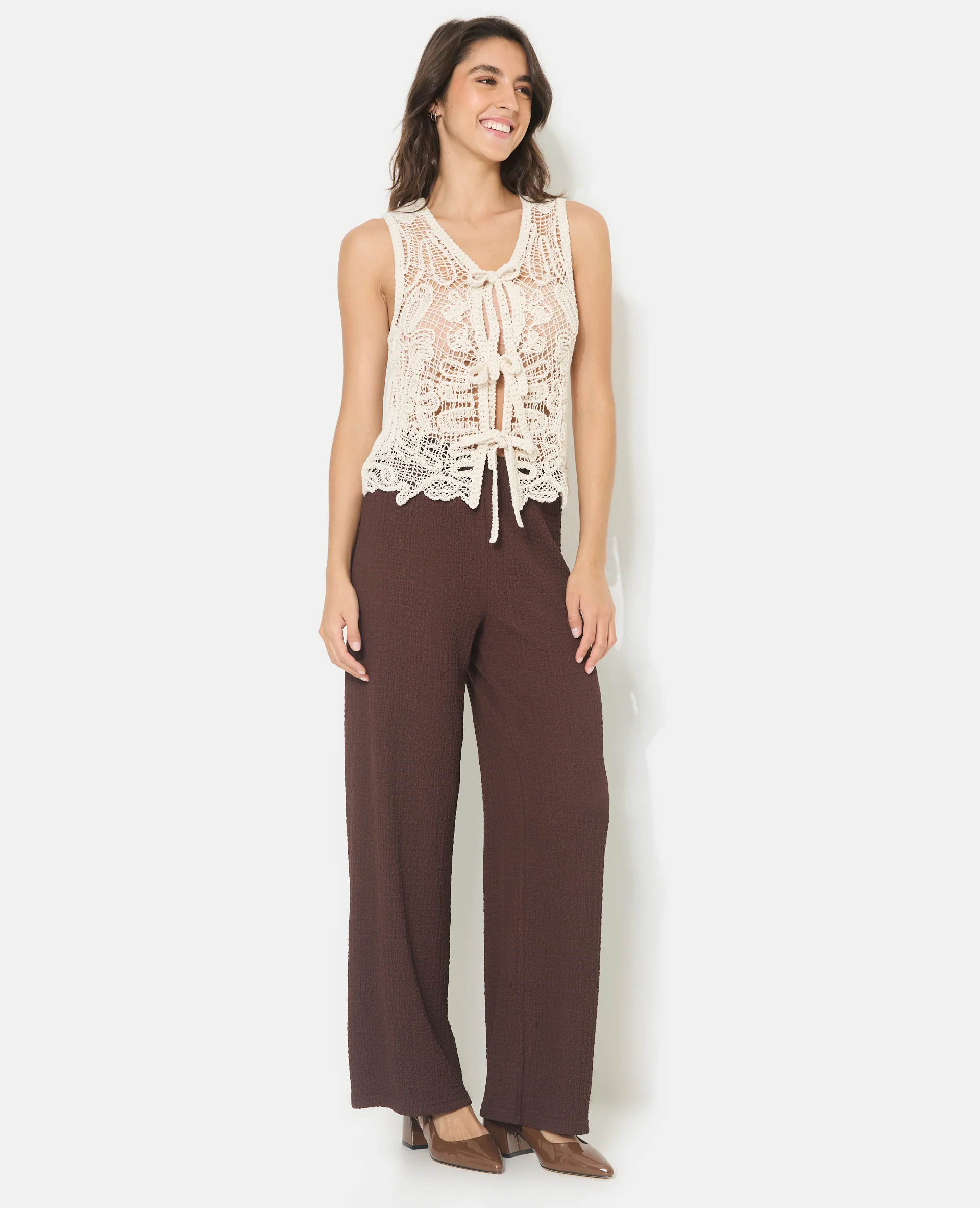 Top sans manches en crochet avec nouettes - Image 3