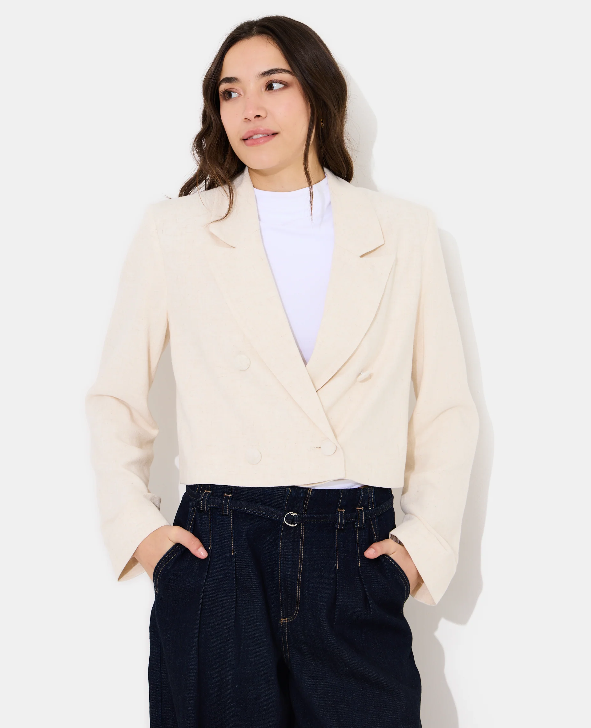 Veste blazer courte avec lin - Image 7