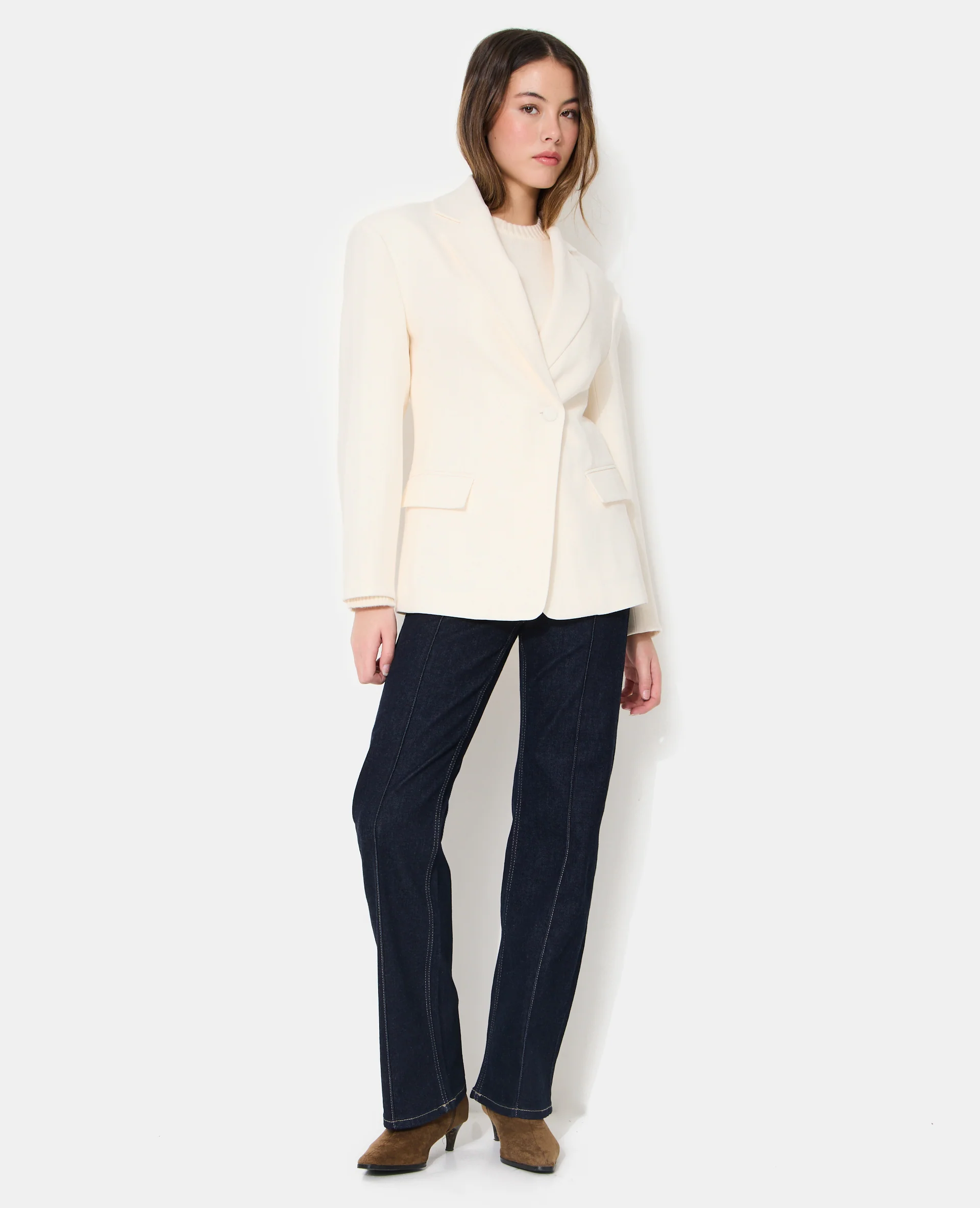 Veste blazer long et cintré en tissu effet lin - Image 3