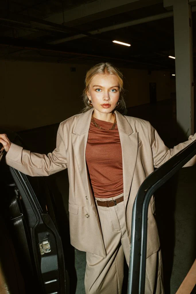Veste blazer oversize avec double boutonnage - Image 2