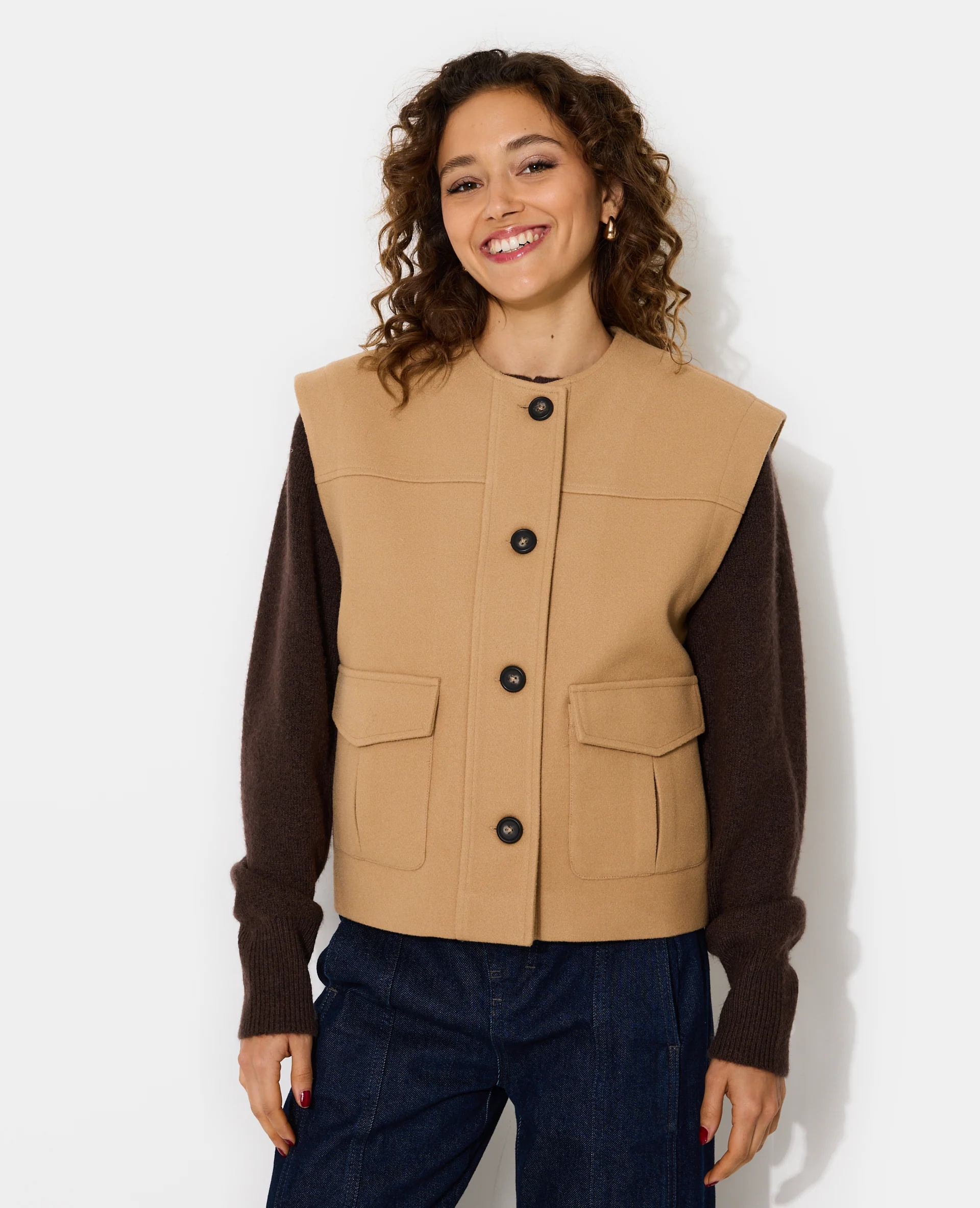 Veste sans manches effet drap de laine - Image 5